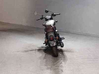 Royal Enfield Classic 350 2023