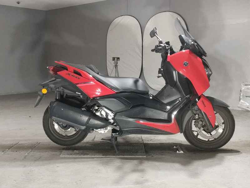 Yamaha XMAX 250