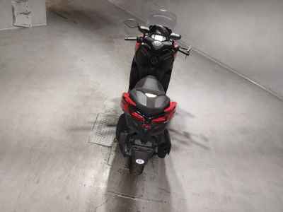 Yamaha XMAX 250