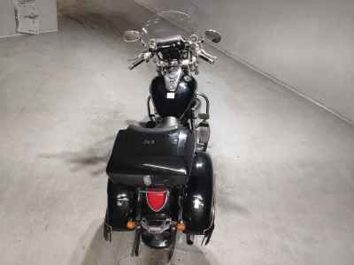 Suzuki Intruder 400 Classic 2011