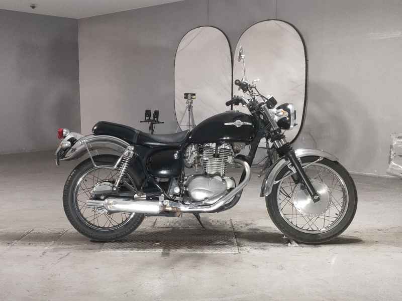 Kawasaki Estrella