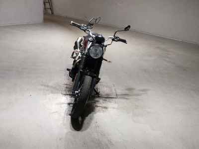 Triumph Street Scrambler 2020