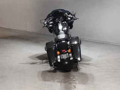 Harley-Davidson Softail FXDRS1870 2023