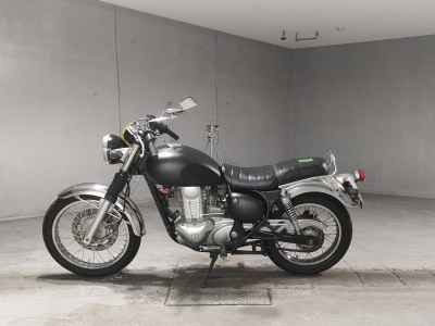 Kawasaki Estrella RS