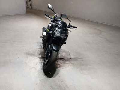 Kawasaki Z900 2021