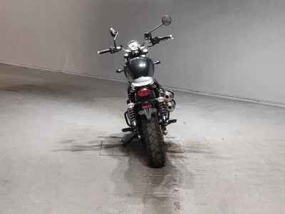 Triumph Scrambler 900 2025