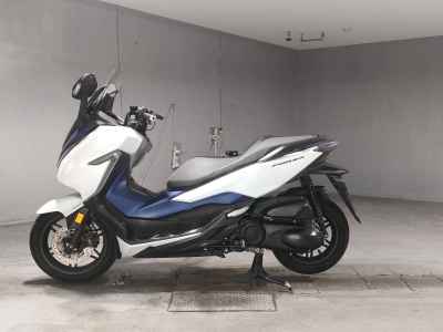 Honda Forza