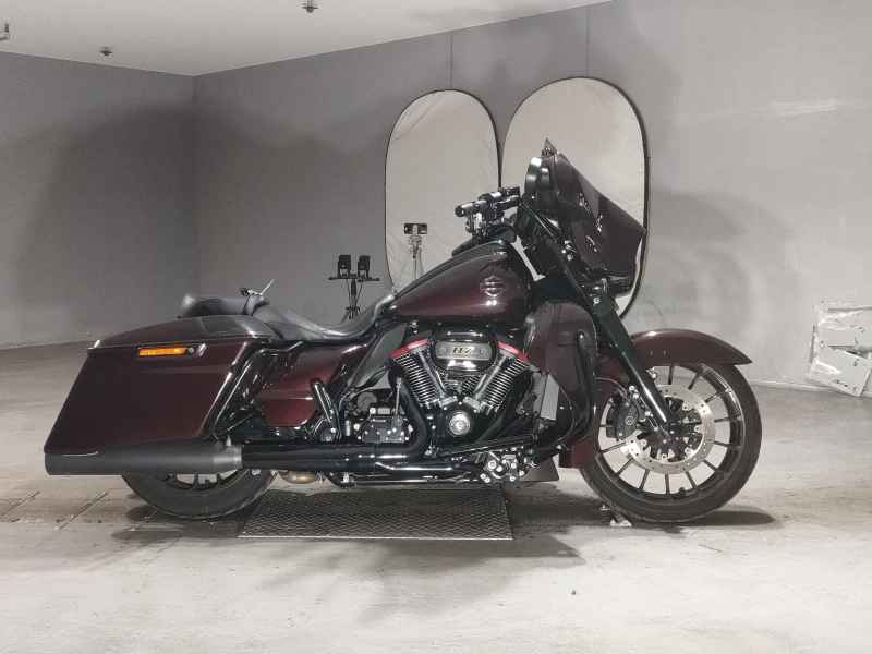 Harley-Davidson FLHXSE1920 CVO 2019