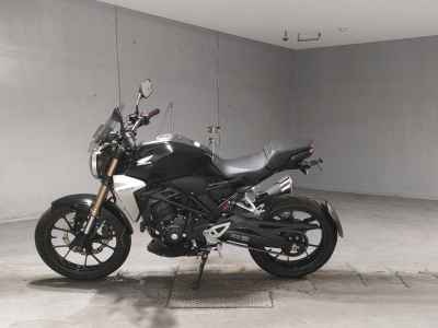 Honda CB250R 2019