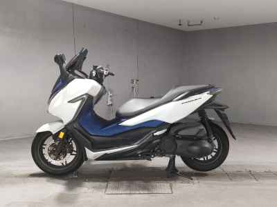 Honda Forza
