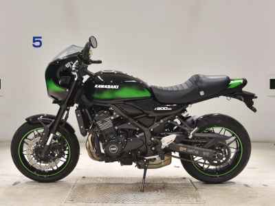 Kawasaki Z900RS Cafe 2025