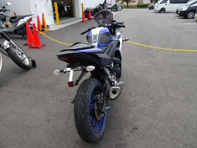 Yamaha YZF-R3 2015
