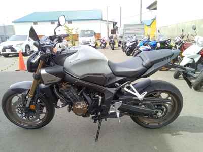 Honda CB650R E-Clutch 2025