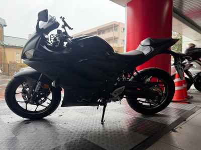 Yamaha YZF-R25 2020
