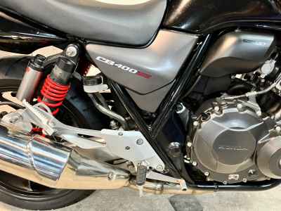 Honda CB400SF 2022