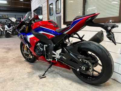 Honda CBR1000RR-R FB SP 2020