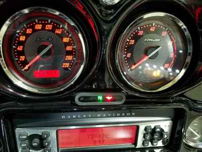 Harley-Davidson FLHTCUSE5 CVO 2010
