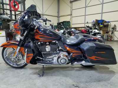 Harley-Davidson Street Glide FLHXSE1800 2015