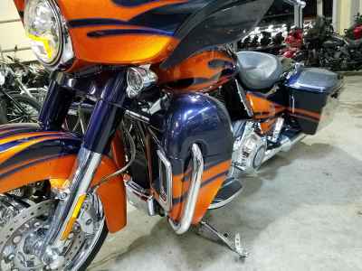 Harley-Davidson Street Glide FLHXSE1800 2015