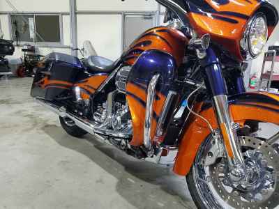 Harley-Davidson Street Glide FLHXSE1800 2015