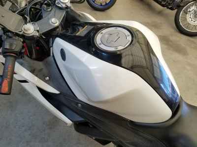 Yamaha YZF-R25 2016