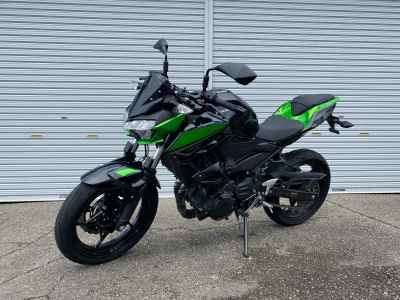 Kawasaki Ninja 400 2021