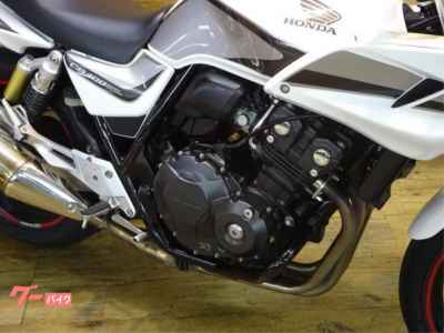 Honda CB400 Super Boldor 2011
