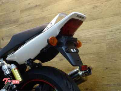 Honda CB400 Super Boldor 2011