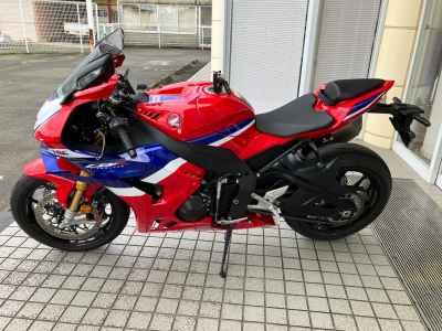 Honda CBR1000RR-R FB 2025