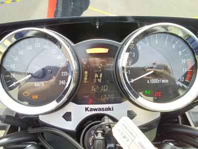 Kawasaki Z900RS Cafe 2025