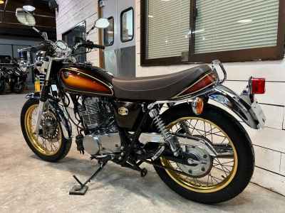 Yamaha SR400 2019
