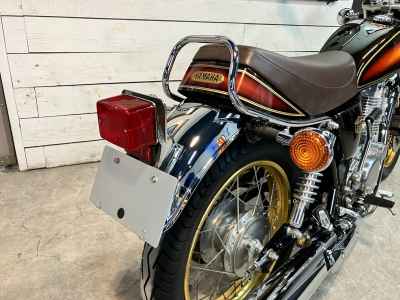 Yamaha SR400 2019