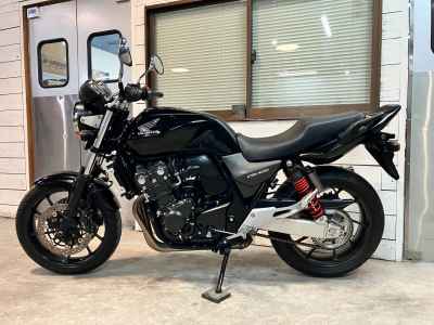 Honda CB400SF 2022