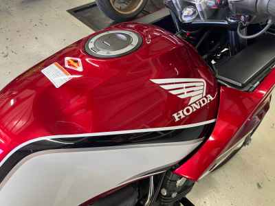 Honda CB400 Super Boldor 2021