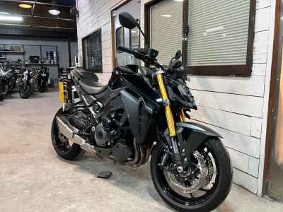 Suzuki GSX-S1000 2021