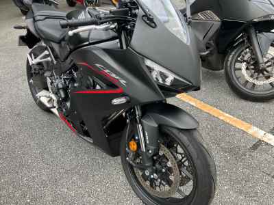 Honda CBR650R E-Clutch 2026