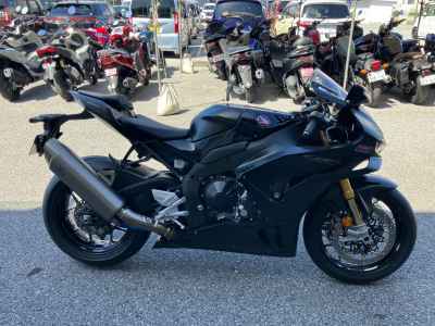 Honda CBR1000RR-R FB SP 2025