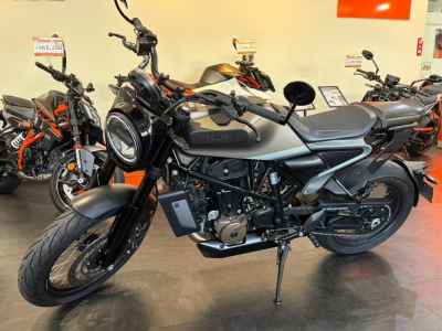 Husqvarna Svartpilen 701 2020