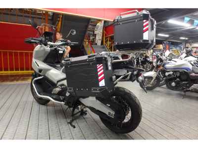 Honda X-Adv 750 2025
