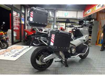 Honda X-Adv 750 2025
