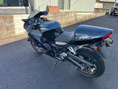 Kawasaki Ninja ZX-12R