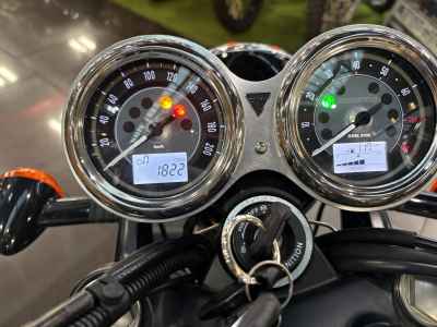 Triumph Bonneville T100 2023