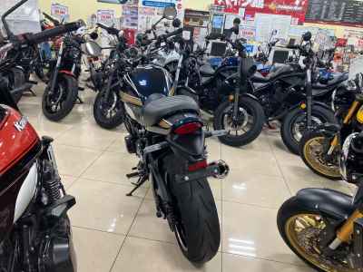 Kawasaki Z900RS 2022