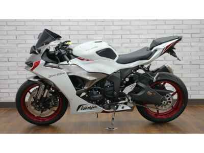 Kawasaki Ninja ZX-6R 2025