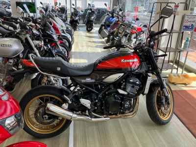 Kawasaki Z900RS 2022