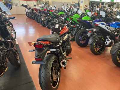 Kawasaki Z900RS 2017