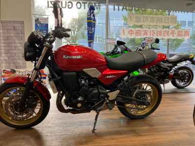 Kawasaki Z650RS 2024