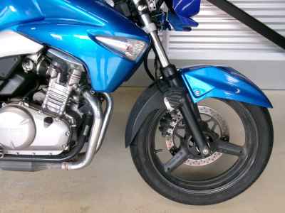 Suzuki GSR250