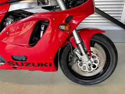 Suzuki GSX-R750