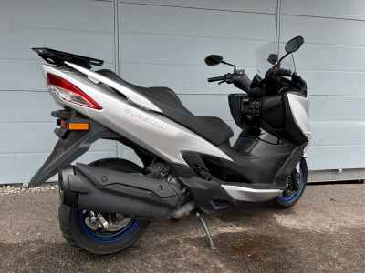 Suzuki Burgman 400 2021